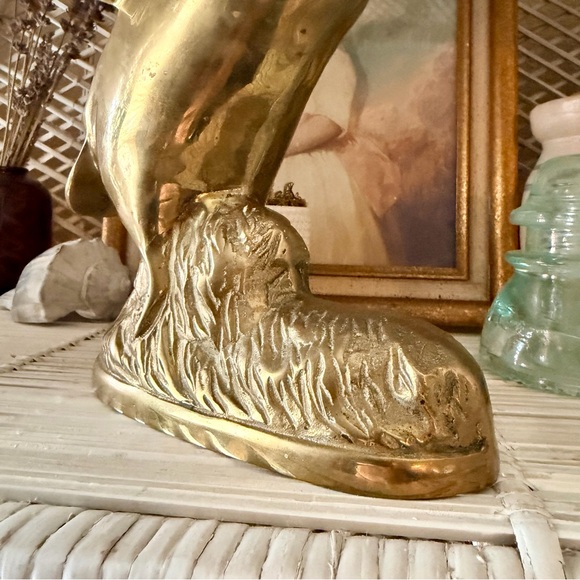 Vintage Large Brass Flying Duck Figurine - Picture 7 of 12